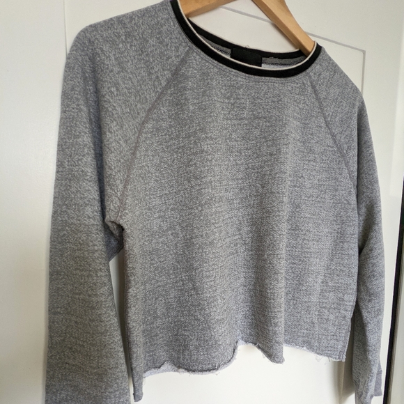 Monrow Cropped Sweatshirt | Size M - Picture 2 of 7